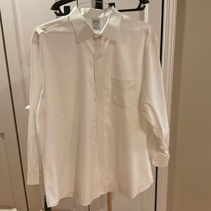Brooks Brother’s Regent Fit Classic White Men's Shirt